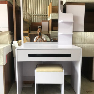Bàn trang điểm giá rẻ