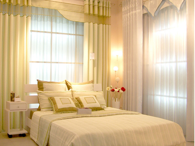 Cách trang trí phòng ngủ nhỏ đẹp bằng rèm cửa